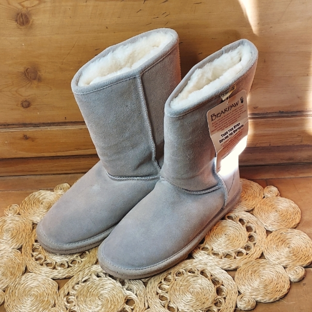 NWT BEARPAW Sherpa Boots sz W9